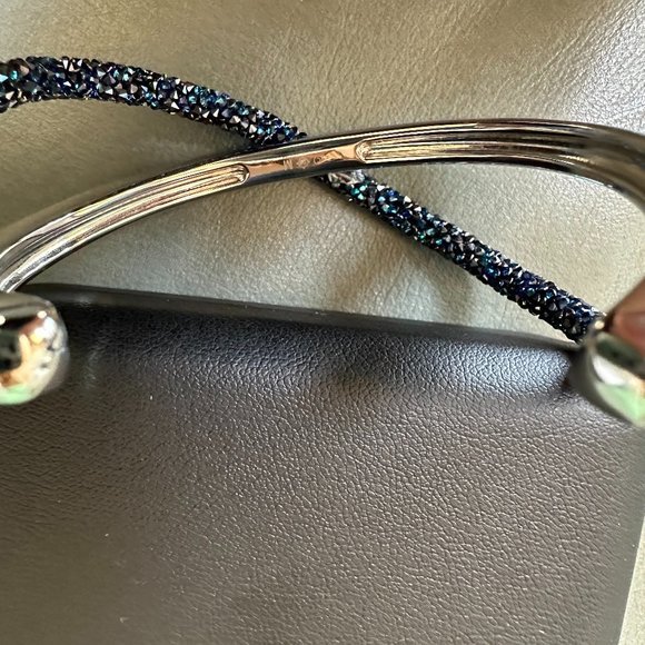 MACY'S CUFF BRACELET SILVER BLUE SPARKLE NEW - Picture 7 of 7